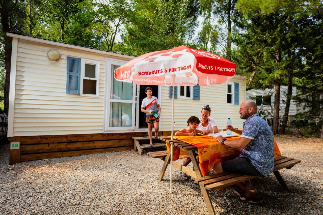 Tuchan Camping La Peiriere מראה חיצוני תמונה